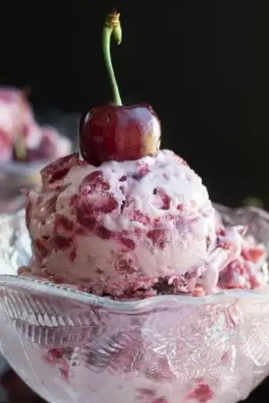 Cherry Ripple - Gelato