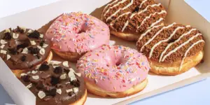 6 Doughnut Variety Box