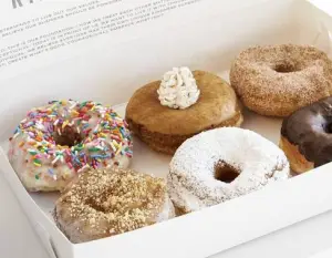4 Doughnut Variety Box